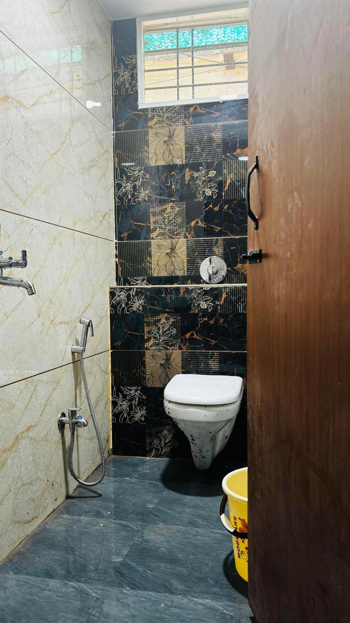 Hotel Shreenidhi Comfort Stay Ujjain Esterno foto